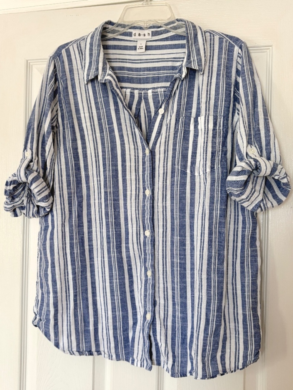 Dash Kardashians Cotton Striped 3/4 sleeve button down collared shirt L blue